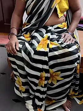 laxmitelugu78 online show from January 30, 2025, 4:34 pm