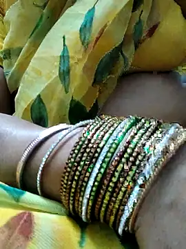 laxmitelugu78 online show from March 9, 2025, 2:21 pm