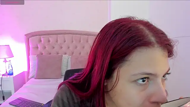 Kendall  Fox online show from January 6, 2026, 8:51 am