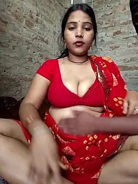 Snapshot of Simrandeshipp chatting on April 6, 2026, 4:46 am Simrandeshipp online show from April 6, 2026, 4:46 am