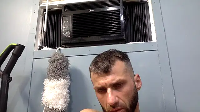 sexyhotstud12 online show from December 18, 2025, 3:45 am