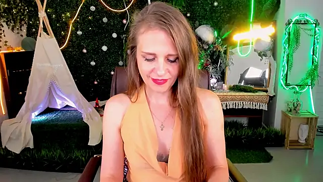 Snapshot of EmiliaBedy chatting on May 16, 2026, 10:36 am EmiliaBedy online show from May 16, 2026, 10:36 am
