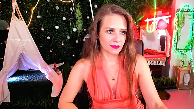 Snapshot of EmiliaBedy chatting on July 13, 2026, 9:12 am EmiliaBedy online show from July 13, 2026, 9:12 am