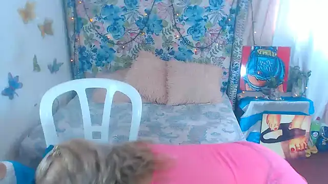 Sweeetnaughty online show from December 4, 2025, 2:26 pm