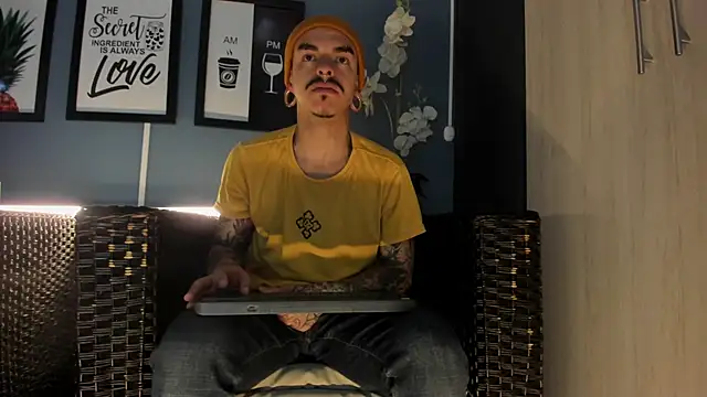 kaletattoo online show from November 27, 2025, 11:01 am