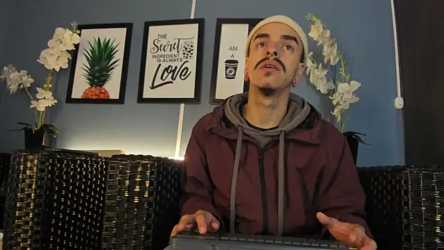 kaletattoo online show from December 20, 2025, 11:17 am