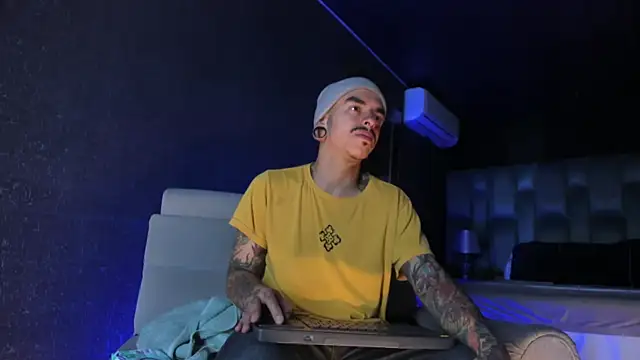 kaletattoo online show from May 14, 2026, 11:17 am