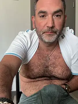 harrychest online show from June 9, 2026, 3:23 pm