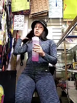 samathasexx online show from February 25, 2025, 10:39 pm