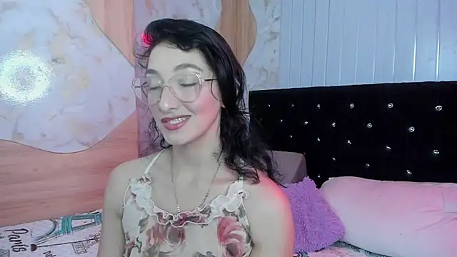 Snapshot of vicky__skinny_1 chatting on July 2, 2026, 12:43 am vicky skinny 1 online show from July 2, 2026, 12:43 am