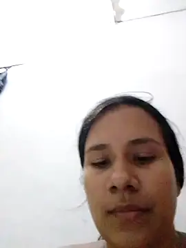 Snapshot of sol_miluna2 chatting on September 15, 2025, 4:01 am sol miluna2 online show from September 15, 2025, 4:01 am