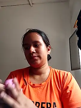 Snapshot of sol_miluna2 chatting on October 3, 2025, 3:42 pm sol miluna2 online show from October 3, 2025, 3:42 pm