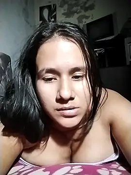 Snapshot of sol_miluna2 chatting on August 1, 2026, 3:50 am sol miluna2 online show from August 1, 2026, 3:50 am