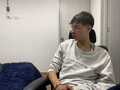 Juanmres online show from September 23, 2025, 6:16 am