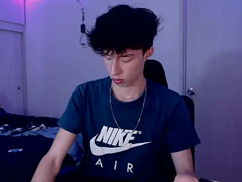 Juanmres online show from February 25, 2026, 8:51 pm