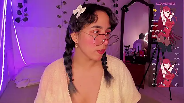 Snapshot of Ludovica6669 chatting on February 19, 2025, 7:16 pm Ludovica6669 online show from February 19, 2025, 7:16 pm