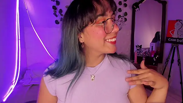 Snapshot of Ludovica6669 chatting on February 23, 2025, 12:19 am Ludovica6669 online show from February 23, 2025, 12:19 am