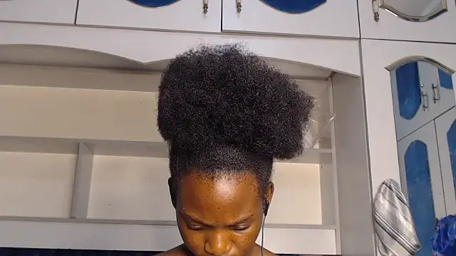 YoungDiva69 online show from February 22, 2025, 9:04 pm