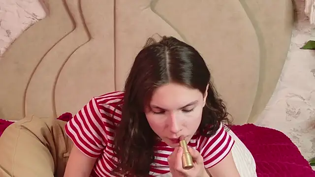 GIGI DAV online show from February 10, 2025, 5:58 am