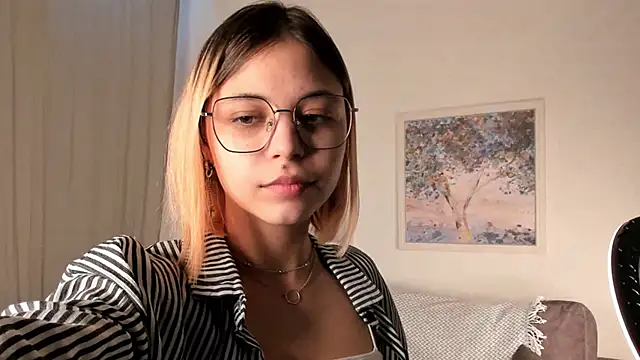 DarelleFare online show from January 26, 2025, 3:36 pm