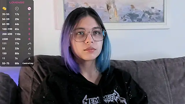 DarelleFare online show from February 20, 2025, 11:09 am