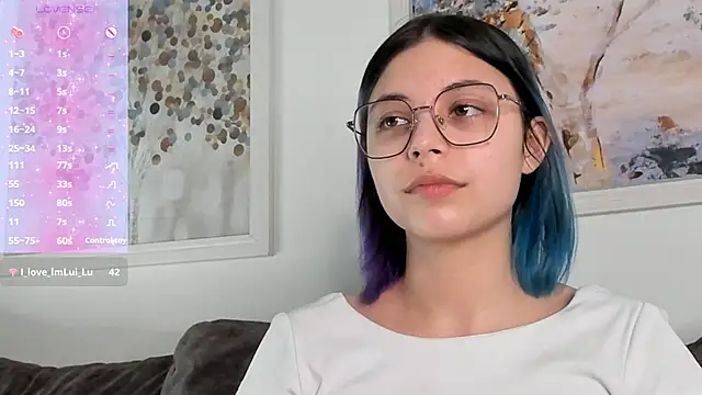 DarelleFare online show from February 26, 2025, 2:03 pm