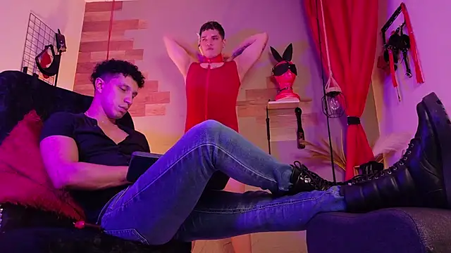 AngeloColleen online show from October 18, 2025, 7:25 pm