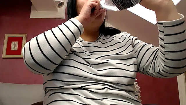 Wetandnaughtyxx online show from March 12, 2026, 8:20 am