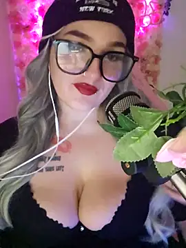 Jinyxx3 online show from March 13, 2025, 9:43 am