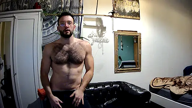 Kleinerabstecher online show from February 25, 2025, 5:25 pm