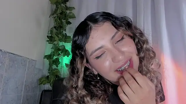 my melody online show from March 20, 2025, 7:14 pm