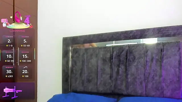 Nicol TransGirl online show from March 23, 2026, 3:43 am