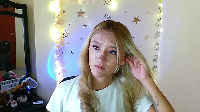 Snapshot of Lya1_ch chatting on August 2, 2026, 10:30 pm Lya1 ch online show from August 2, 2026, 10:30 pm