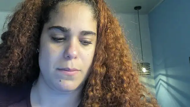 Snapshot of ninna_curly chatting on May 25, 2026, 3:23 am ninna curly online show from May 25, 2026, 3:23 am