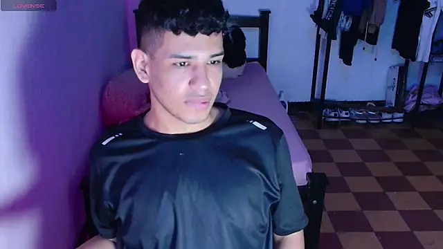 Santiago-Thompson online show from April 10, 2026, 9:52 pm