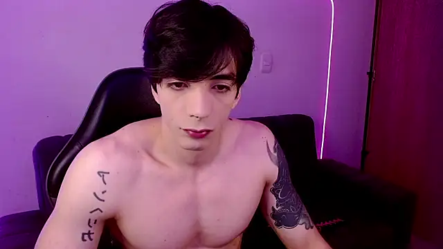 Snapshot of H3ll_B0I chatting on May 28, 2026, 6:10 am H3ll B0I online show from May 28, 2026, 6:10 am