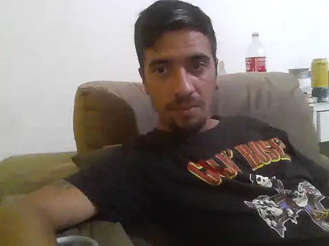 Snapshot of thallespessoa chatting on January 8, 2026, 11:40 pm thallespessoa online show from January 8, 2026, 11:40 pm