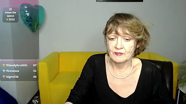 SexyGrandma  online show from February 25, 2025, 5:36 pm