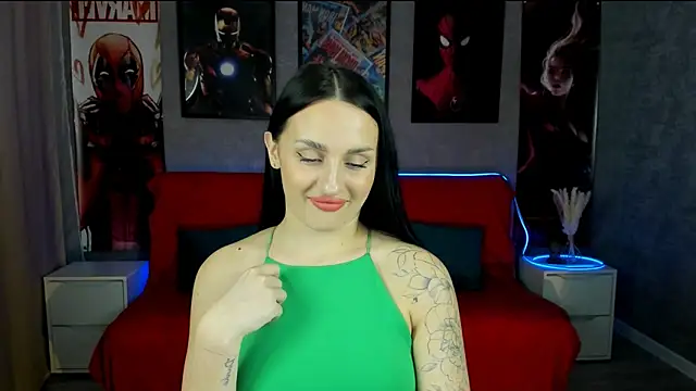 Snapshot of EmiliaBeynard chatting on February 9, 2025, 1:56 pm EmiliaBeynard online show from February 9, 2025, 1:56 pm