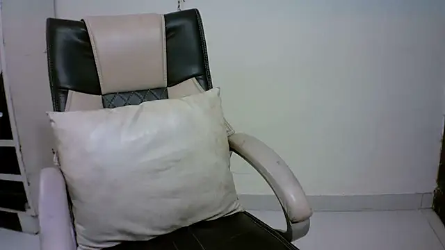 kajal  bhabhi  online show from March 13, 2026, 2:18 am