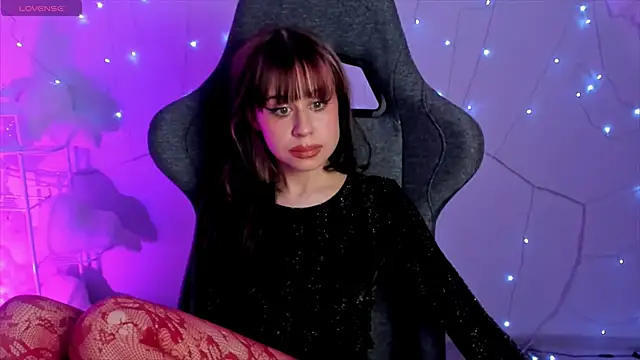 MisaPage online show from February 20, 2025, 1:03 am