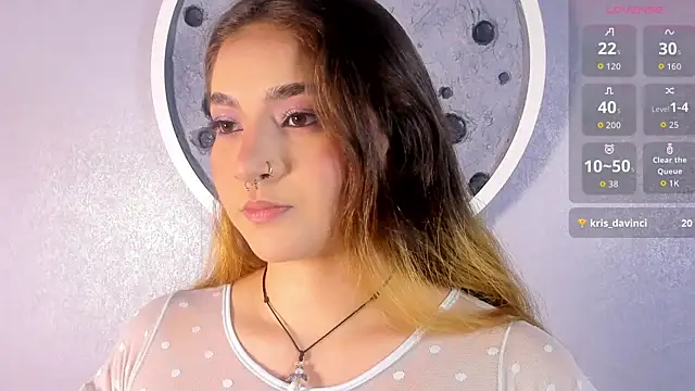 Shanntal  online show from November 24, 2025, 8:19 pm