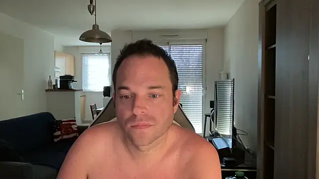 Funnyjul31 online show from February 23, 2025, 2:57 pm