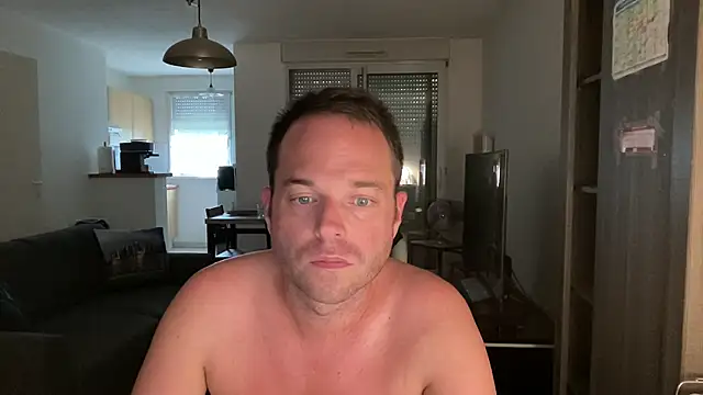 Funnyjul31 online show from September 15, 2025, 3:45 pm