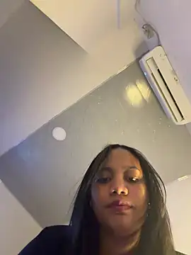 my cam online show from July 17, 2026, 2:40 am