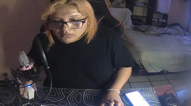 Snapshot of belenvaleria chatting on February 2, 2025, 9:56 pm belenvaleria online show from February 2, 2025, 9:56 pm