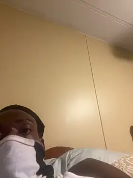 Ru Hephner31 online show from April 24, 2026, 8:39 am