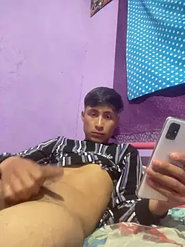 Snapshot of EduardoEspinoza12 chatting on January 26, 2025, 7:20 pm EduardoEspinoza12 online show from January 26, 2025, 7:20 pm