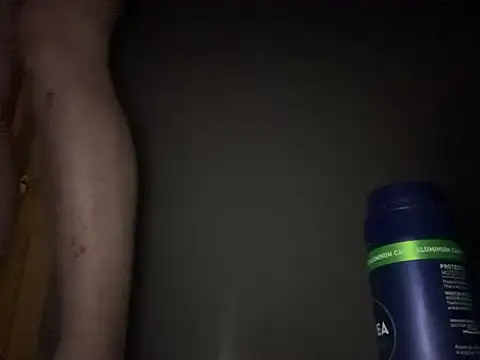 hunkiefend21 online show from December 1, 2025, 8:08 am