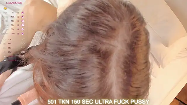 Snapshot of KathleenAnderson_ chatting on November 1, 2025, 5:42 am KathleenAnderson online show from November 1, 2025, 5:42 am